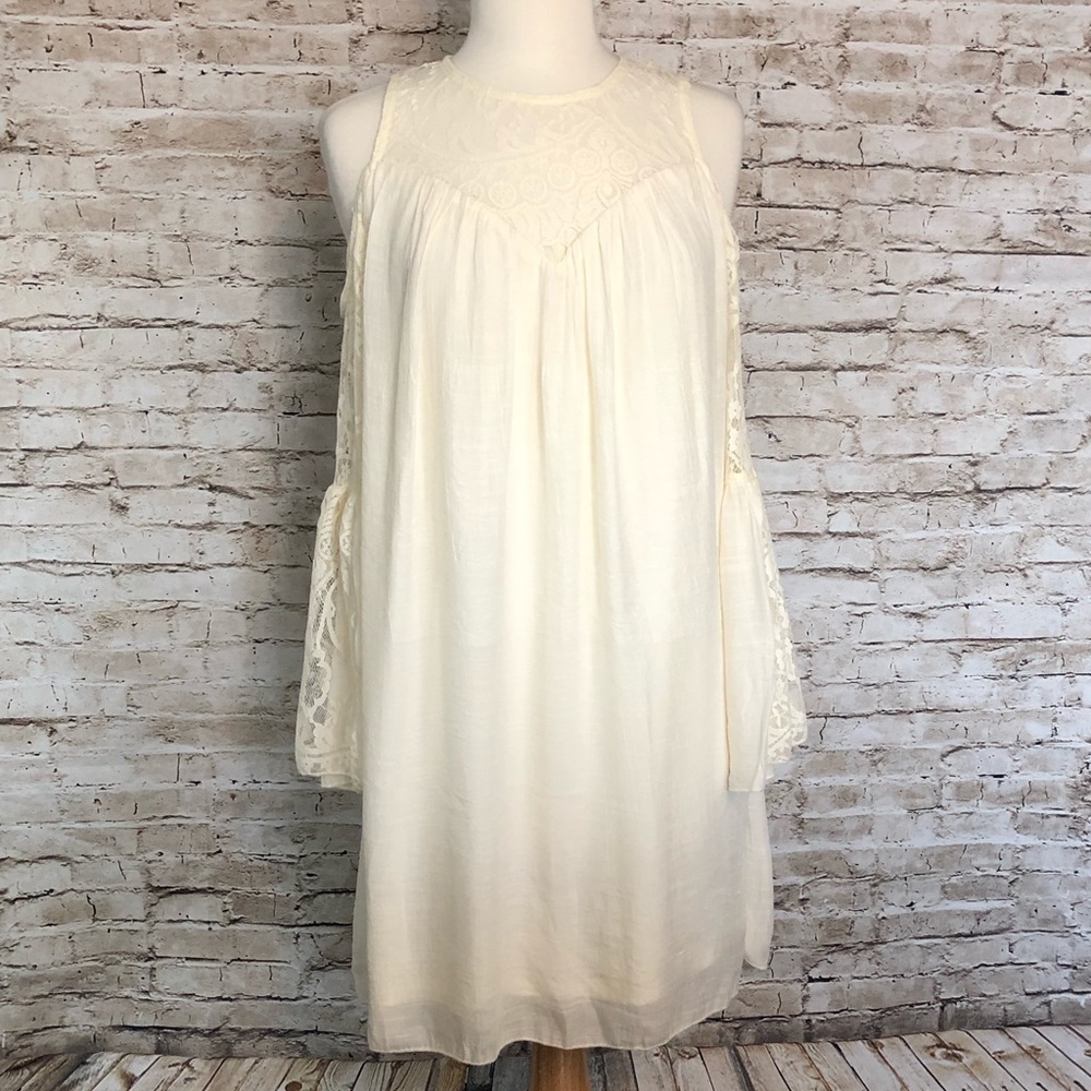 “Keren Hart” Cream and Lace Dress